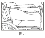 手推式轮椅活动扶手操作方法